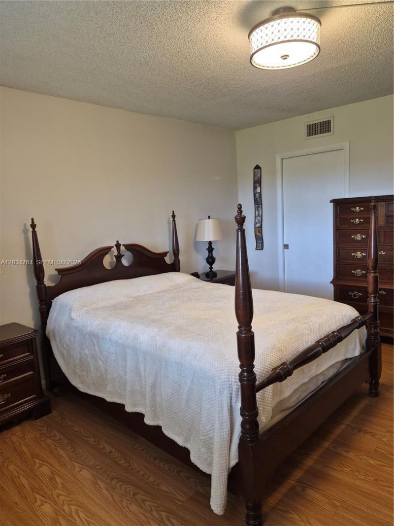 7797 Golf Cir Dr, Unit 206, Margate, FL 33063 Photo