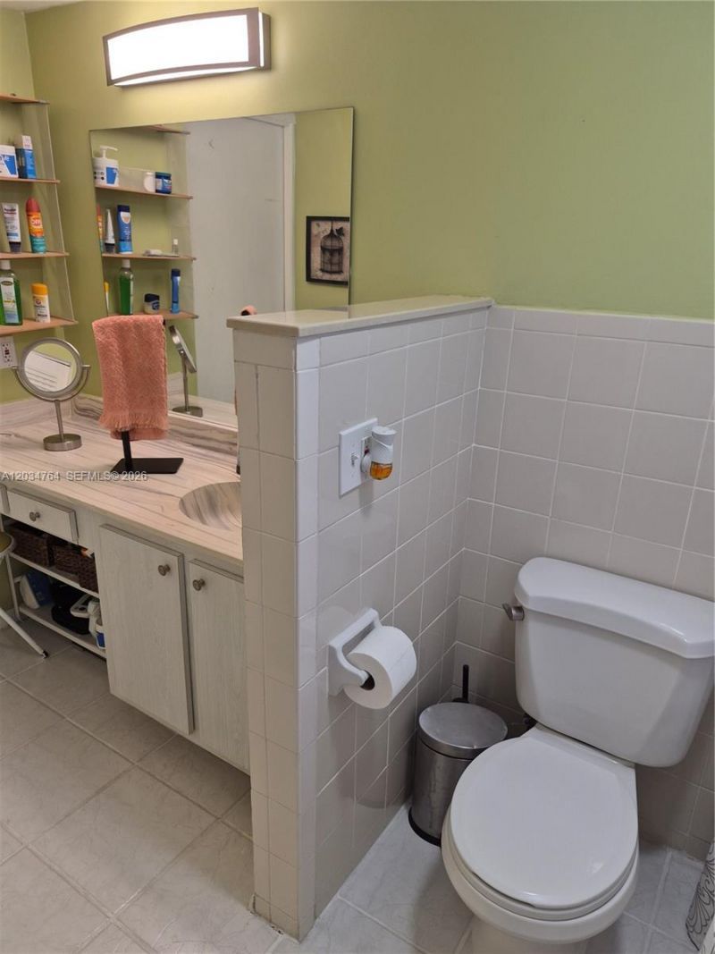 7797 Golf Cir Dr, Unit 206, Margate, FL 33063 Photo