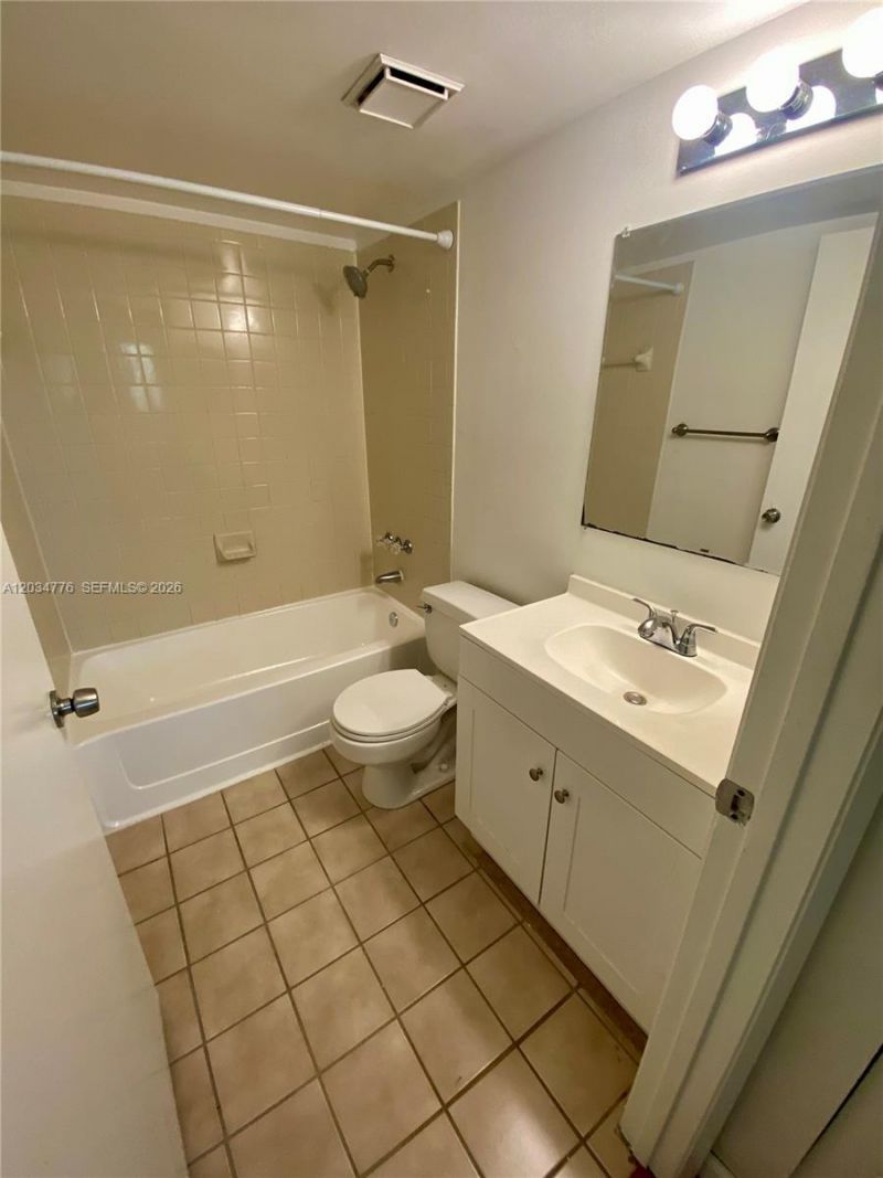 Please Call For Address, Unit 307, Pembroke Pines, FL 33025 Photo