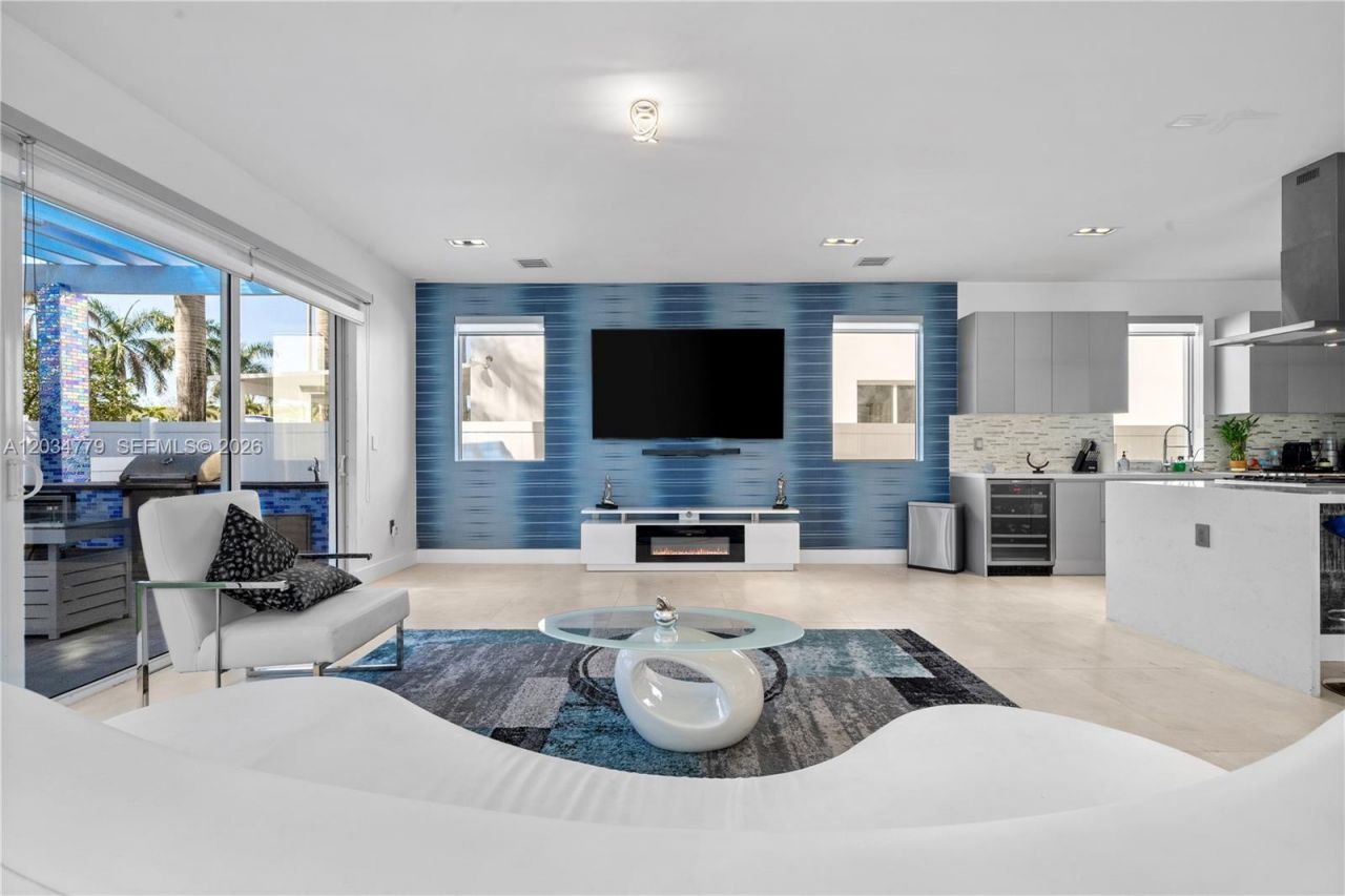 9830 NW 74th Ter , Doral, FL 33178 Photo