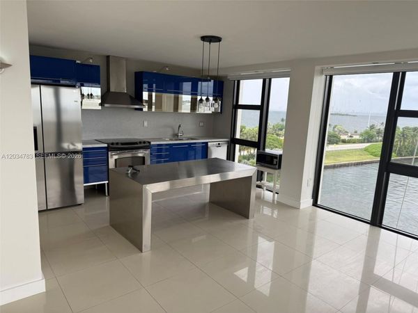 600 NE 36th St , Unit 622, Miami, FL 33137