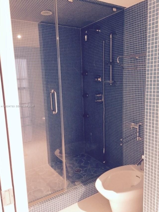 600 NE 36th St, Unit 622, Miami, FL 33137 Photo