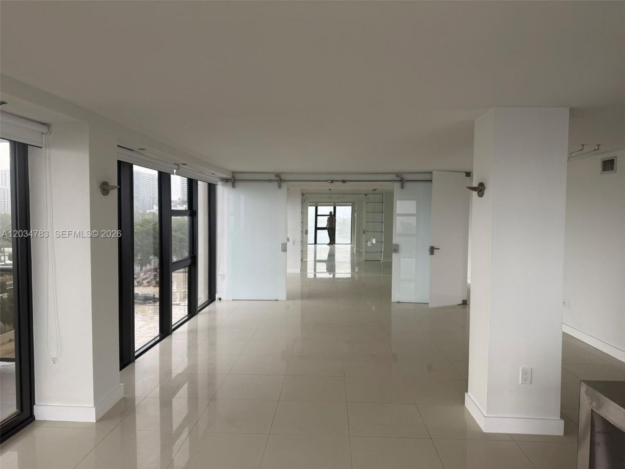 600 NE 36th St, Unit 622, Miami, FL 33137 Photo