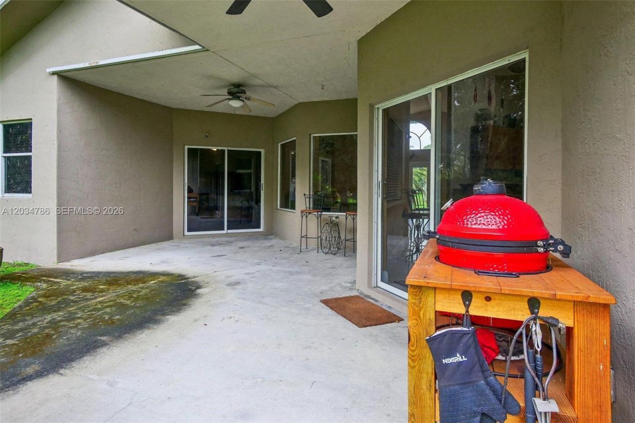14591 SW 23rd St , Davie, FL 33325 Photo