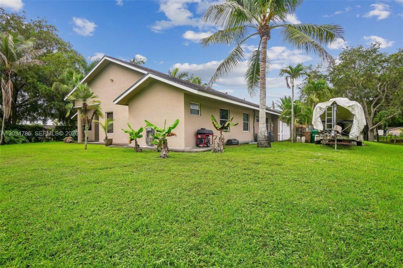 14591 SW 23rd St , Davie, FL 33325 Photo