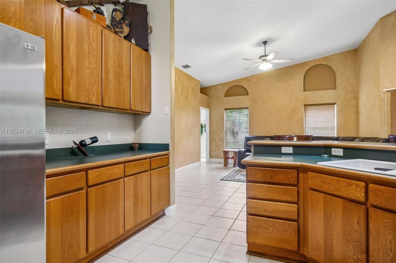 14591 SW 23rd St , Davie, FL 33325 Photo