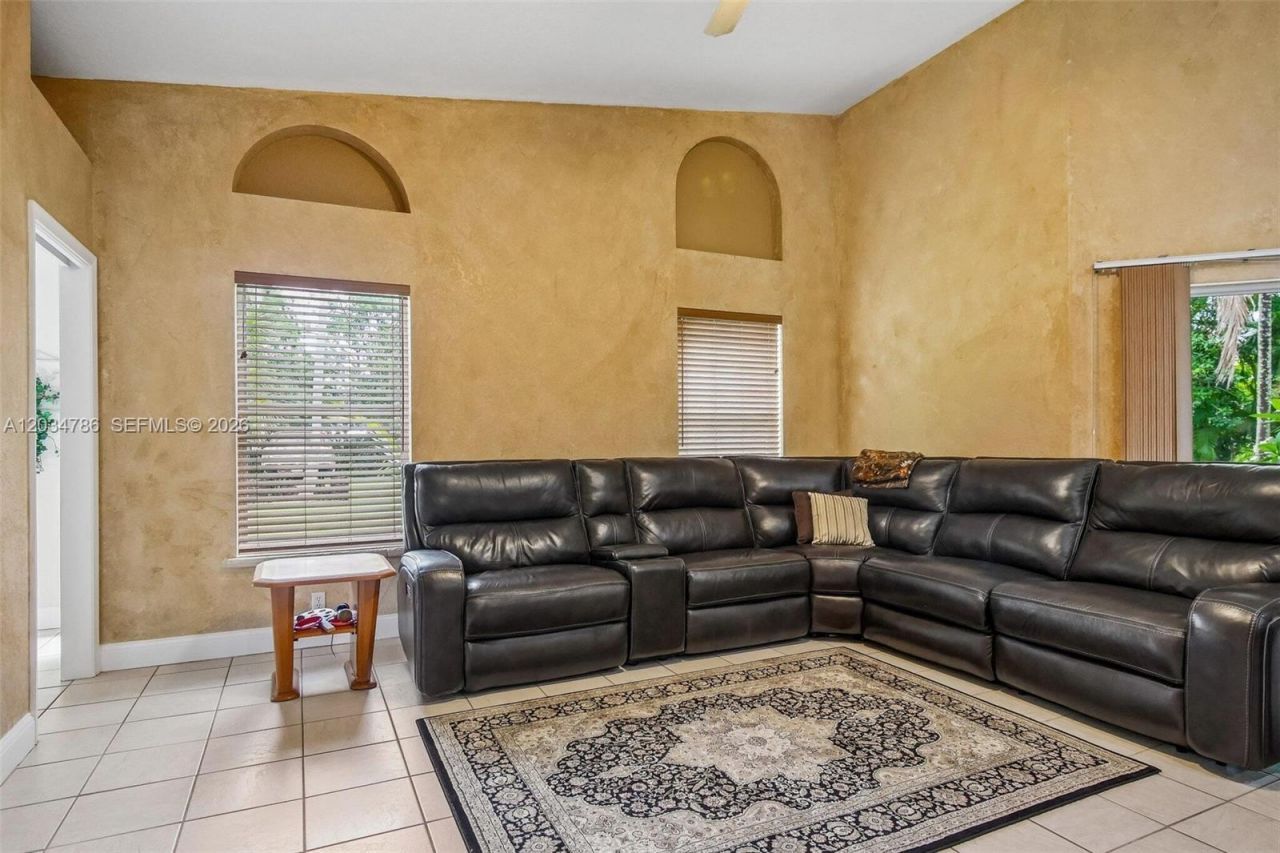 14591 SW 23rd St , Davie, FL 33325 Photo