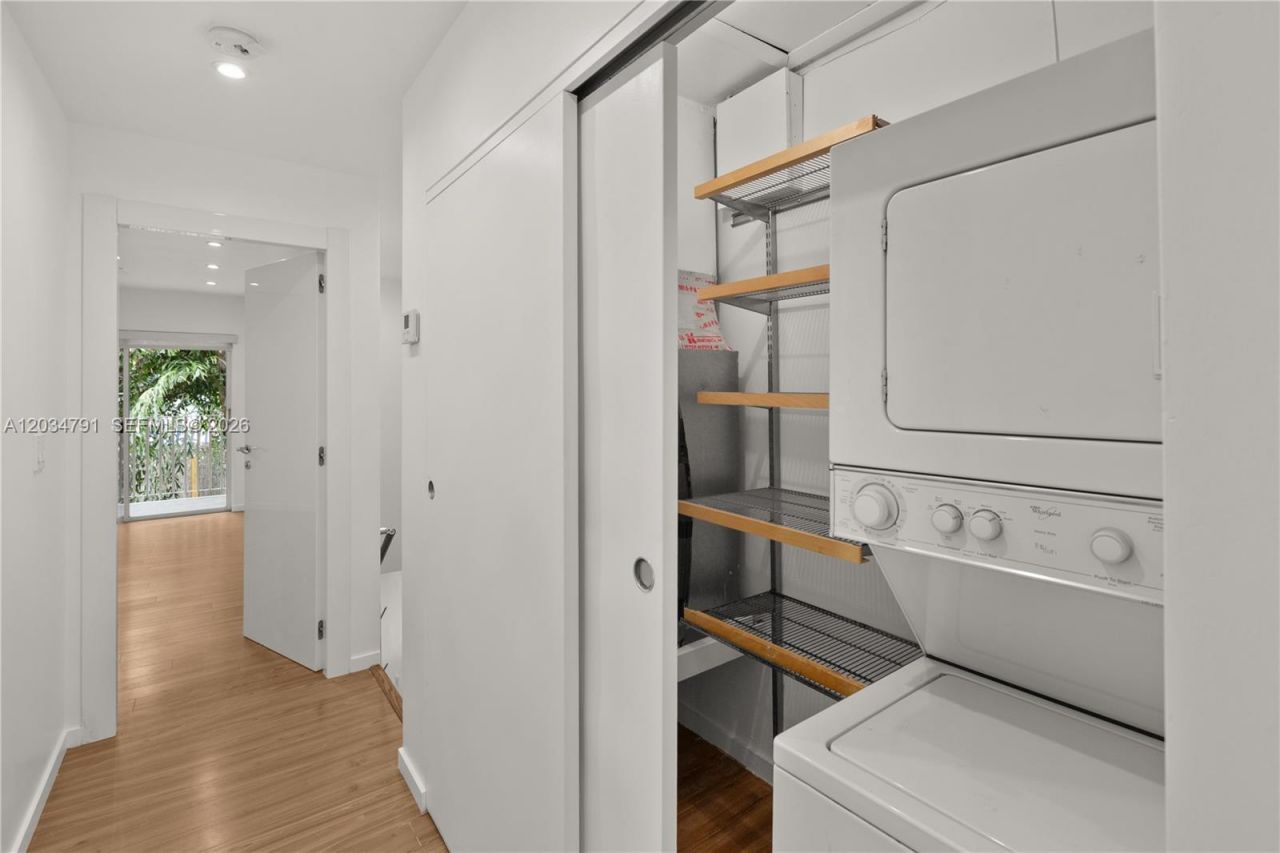 3130 Bird Ave , Unit 3, Miami, FL 33133 Photo