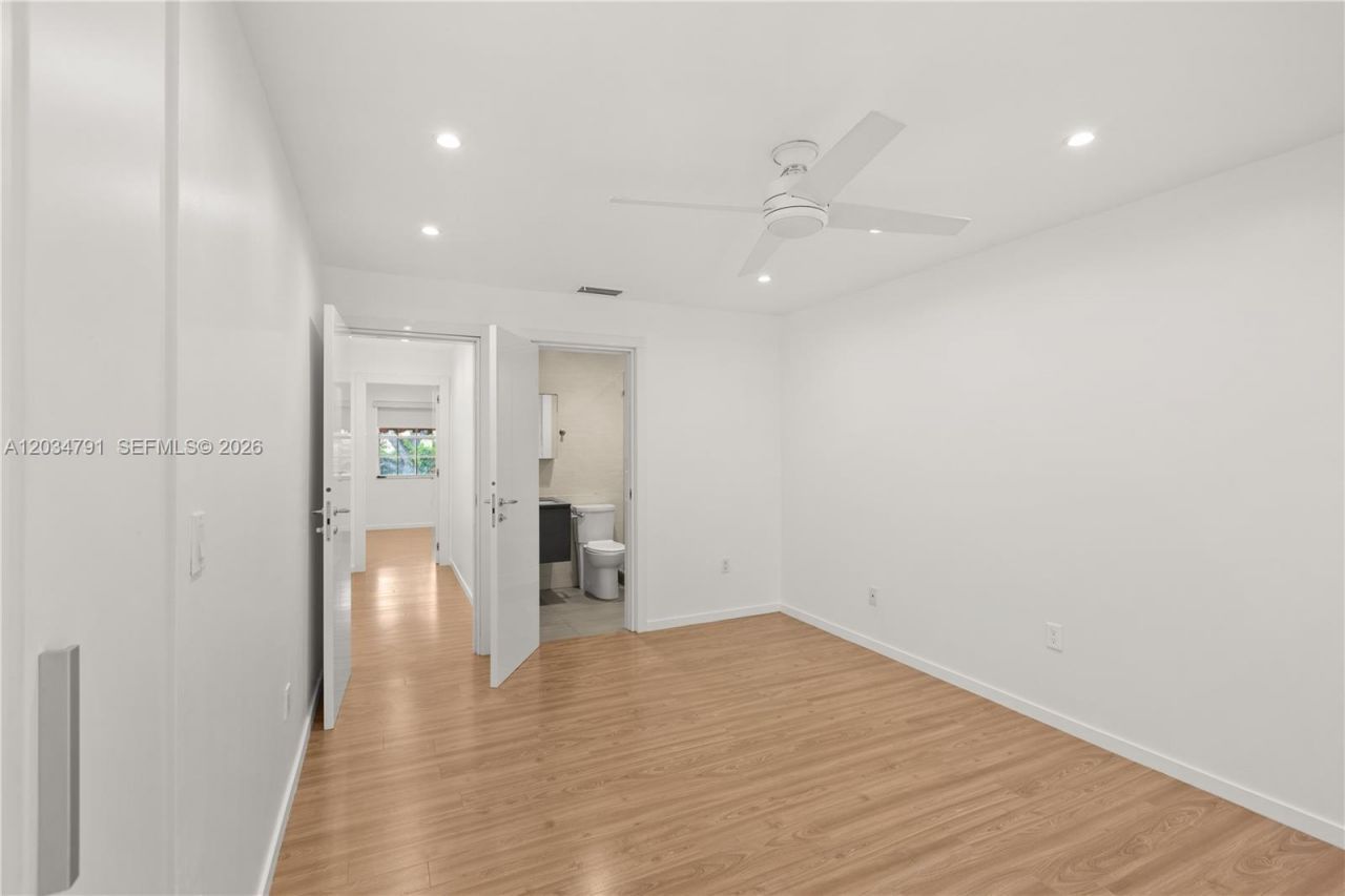 3130 Bird Ave , Unit 3, Miami, FL 33133 Photo