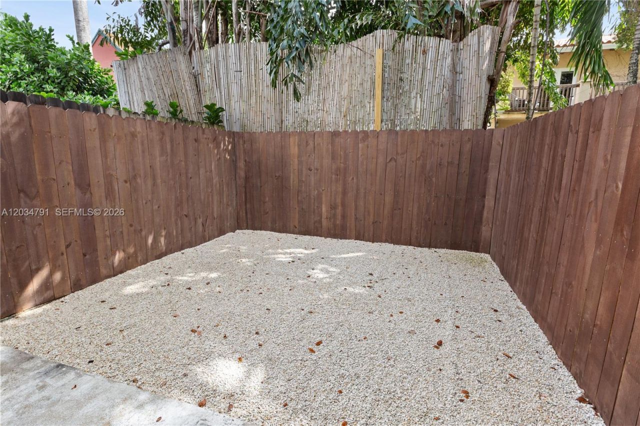 3130 Bird Ave , Unit 3, Miami, FL 33133 Photo