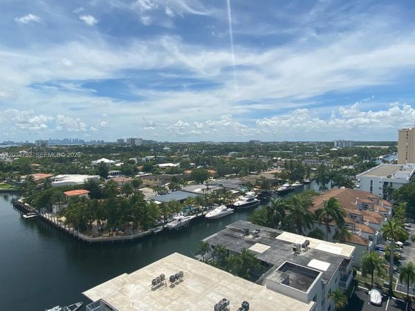2450 NE 135th St , Unit 1012, North Miami, FL 33181