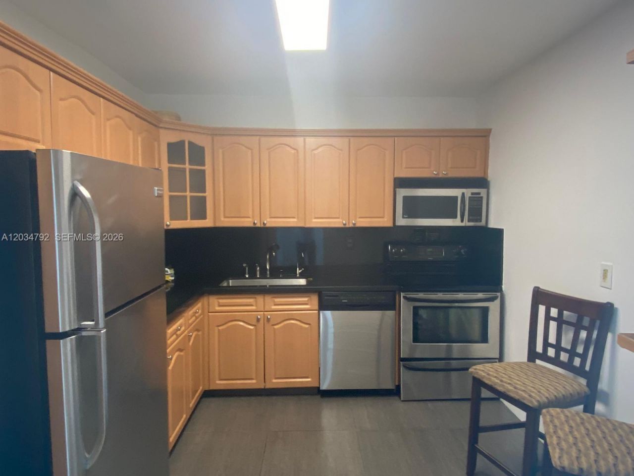 2450 NE 135th St , Unit 1012, North Miami, FL 33181 Photo