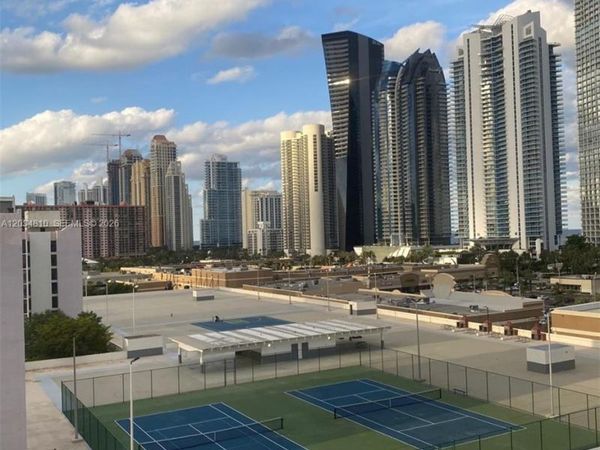 16909 N Bay Rd, Unit 1009, Sunny Isles Beach, FL 33160