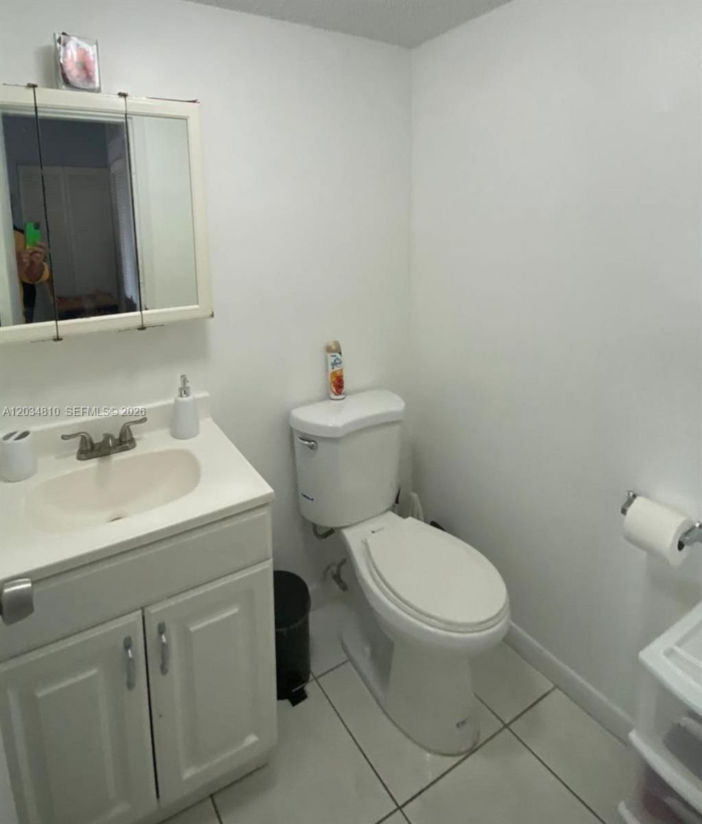 16909 N Bay Rd, Unit 1009, Sunny Isles Beach, FL 33160 Photo