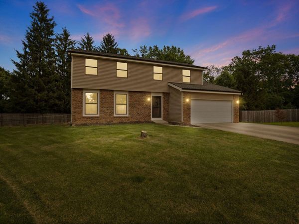 8766 Gallo Drive, Powell, OH 43065