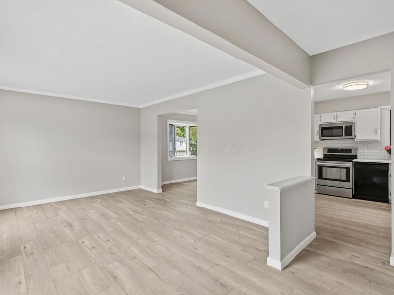 8766 Gallo Drive, Powell, OH 43065 Photo 14