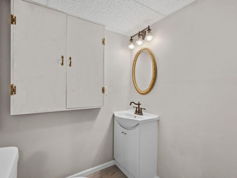 8766 Gallo Drive, Powell, OH 43065 Photo 32
