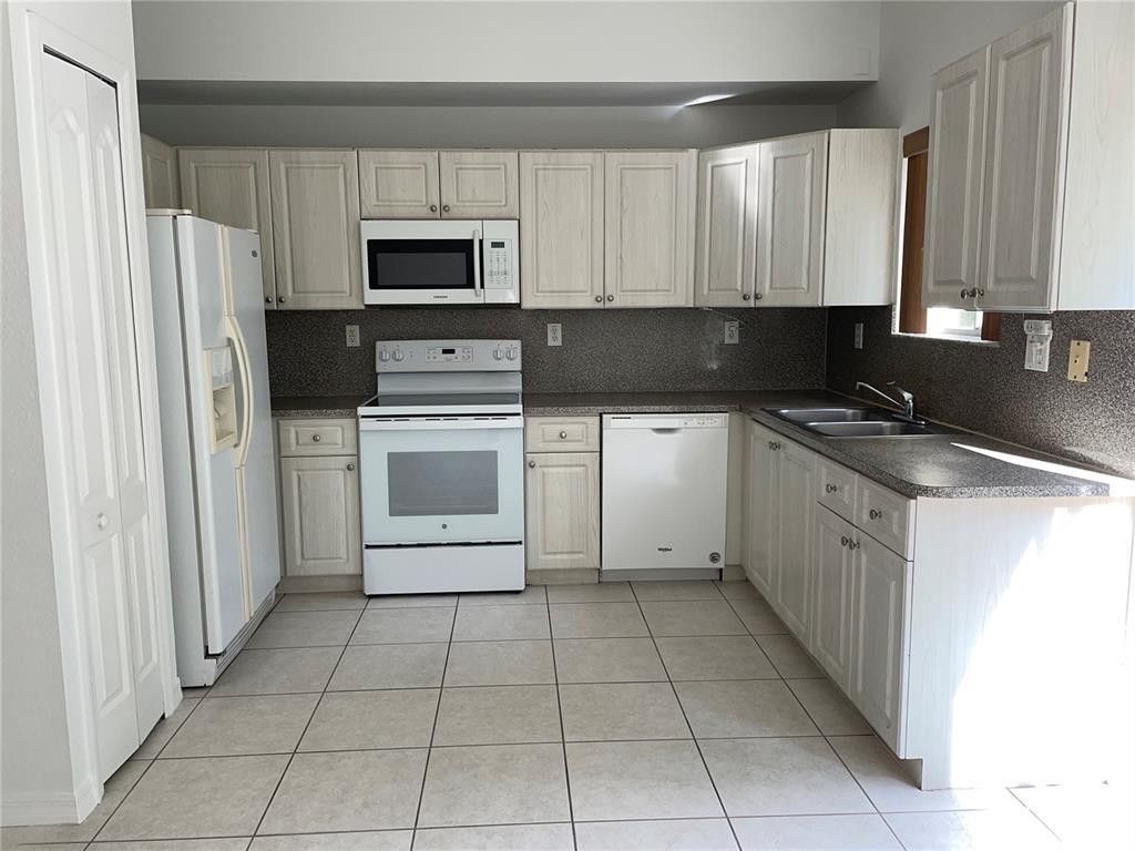 8830 W Flagler Street, Unit 8, Miami, FL 33174 Photo