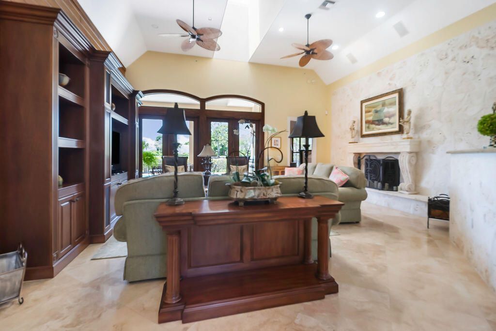 83 Sandbourne Lane, Palm Beach Gardens, FL 33418 Photo