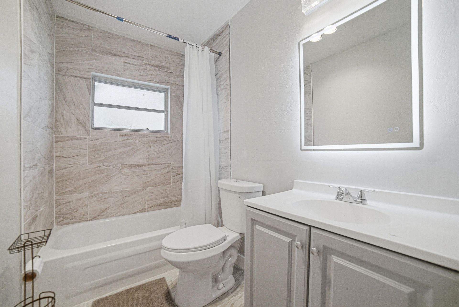 8106 NW 101st Avenue, Tamarac, FL 33321 Photo