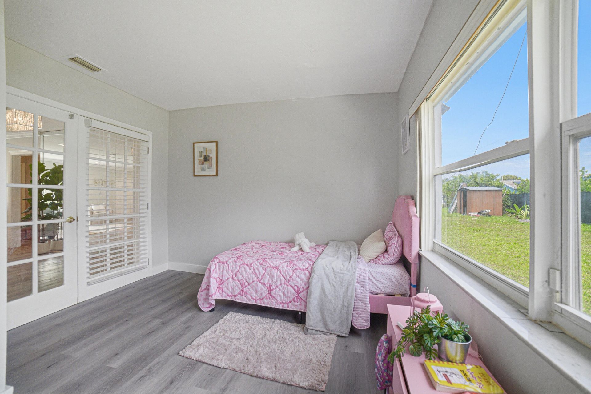8106 NW 101st Avenue, Tamarac, FL 33321 Photo