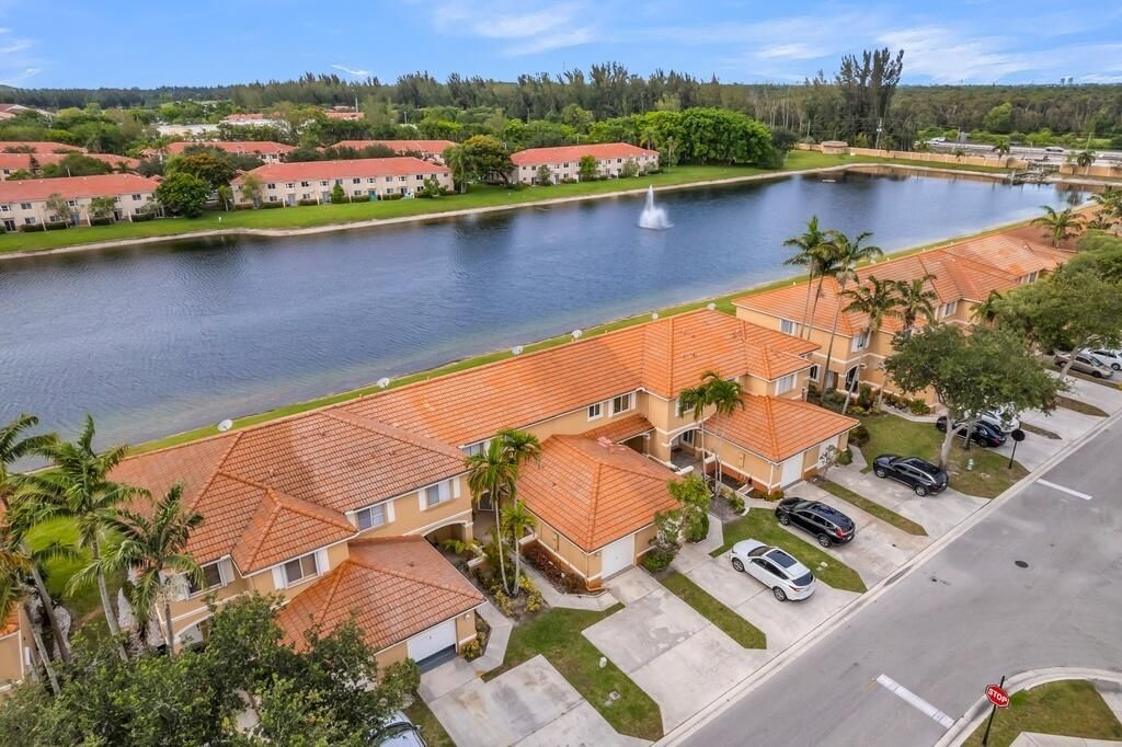 6215 Eaton Street, West Palm Beach, FL 33411 Photo