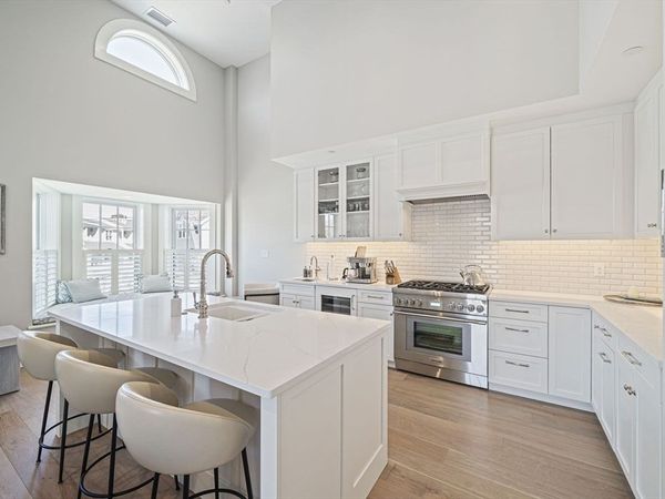 87 Elm Street, Unit 323, Cohasset, MA 02025