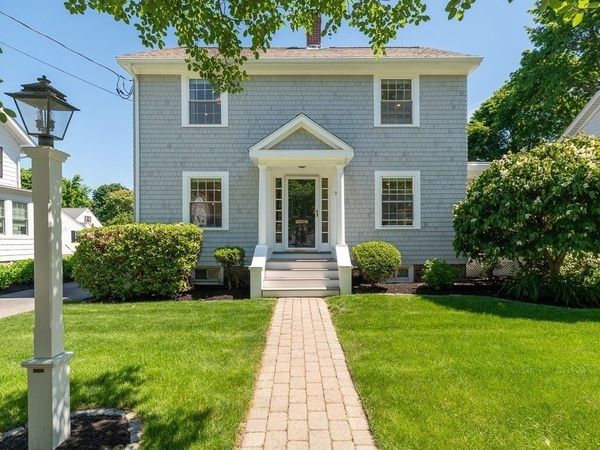 7 Clifton Avenue, Beverly, MA 01915