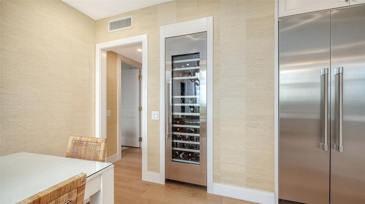 1241 Gulf Of Mexico Drive, Unit 408, Longboat Key, FL 34228 Photo