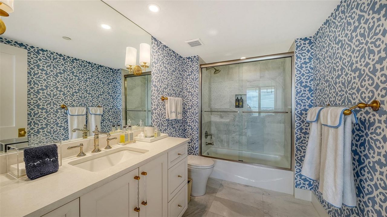 1241 Gulf Of Mexico Drive, Unit 408, Longboat Key, FL 34228 Photo
