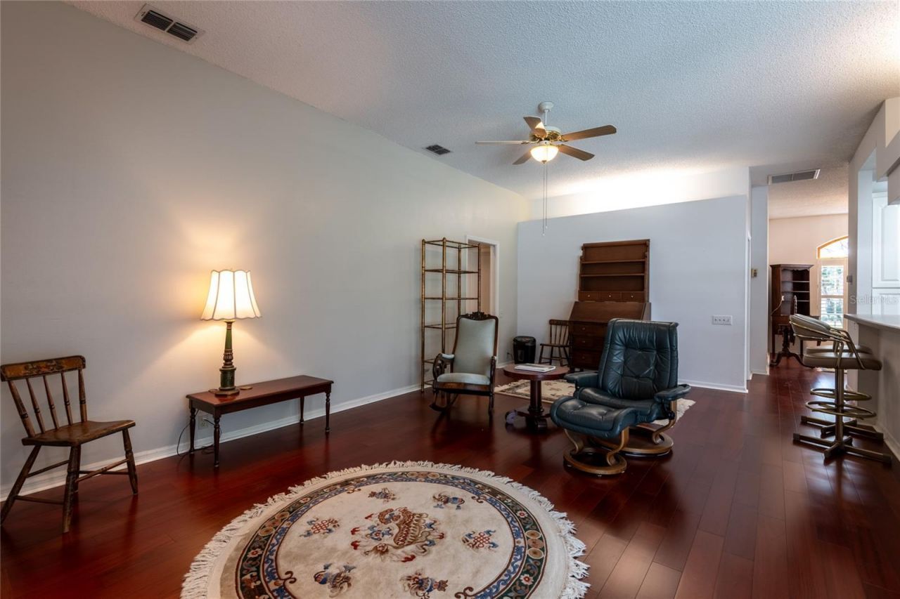 690 Weathersfield Drive, Dunedin, FL 34698 Photo