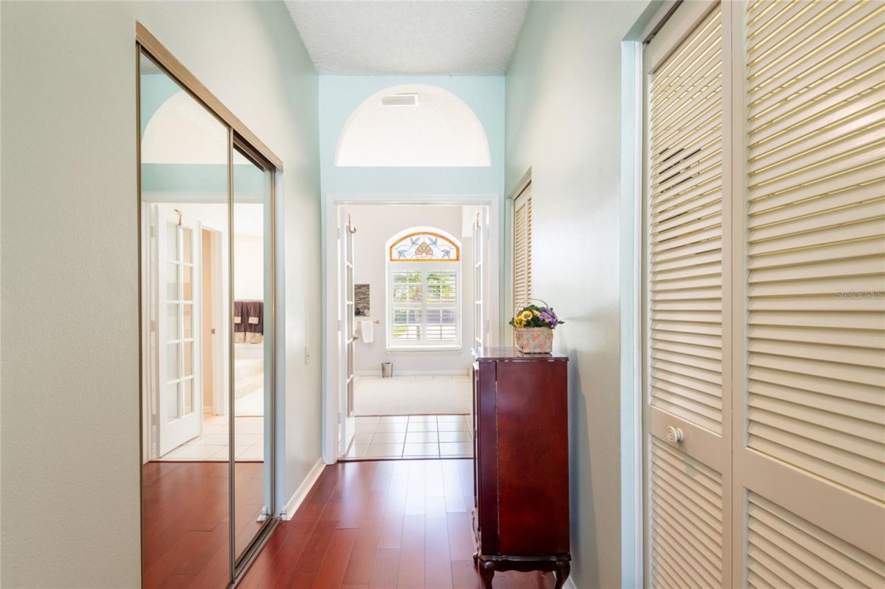 690 Weathersfield Drive, Dunedin, FL 34698 Photo
