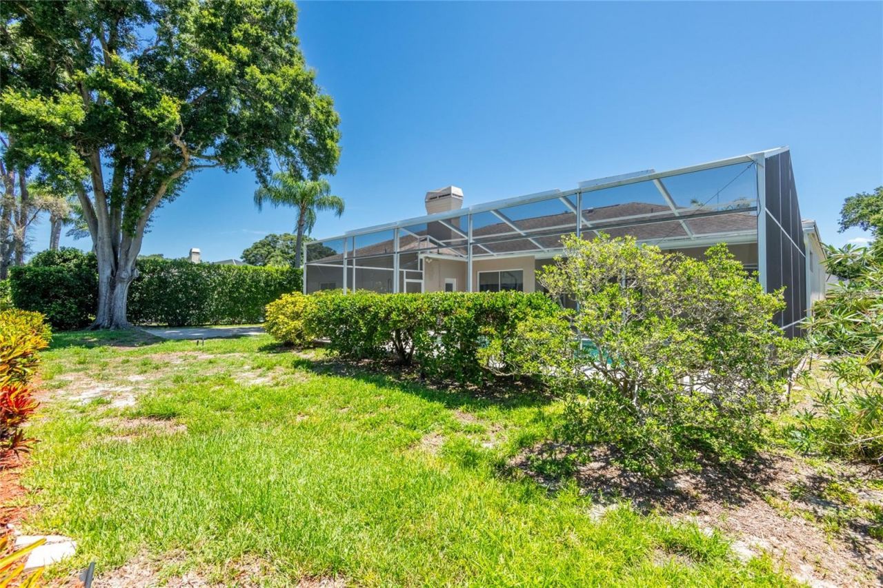690 Weathersfield Drive, Dunedin, FL 34698 Photo