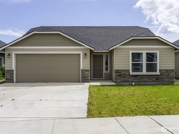 1013 W Maple Drive , Moses Lake, WA 98837