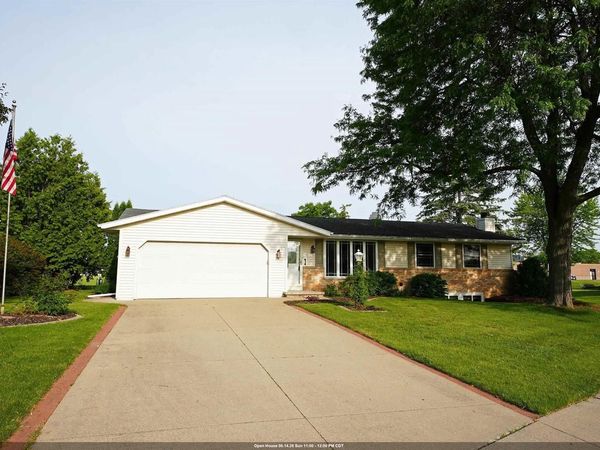 1238 STINE WAY, De Pere, WI 54115
