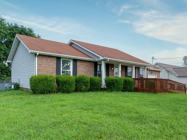 3704 Trenton Rd, Clarksville, TN 37040