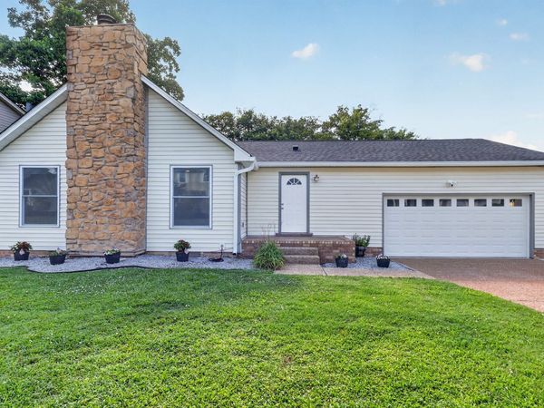 3723 Colonial Heritage Dr, Nashville, TN 37217