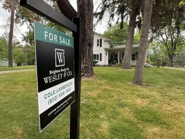 9137 Maltby Road, Green Oak Twp, MI 48116