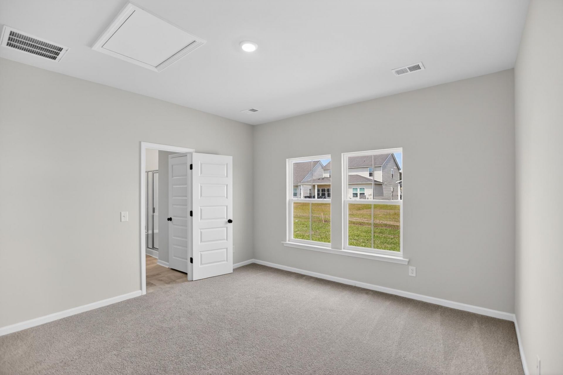 1039 Adirondack Drive Photo 9