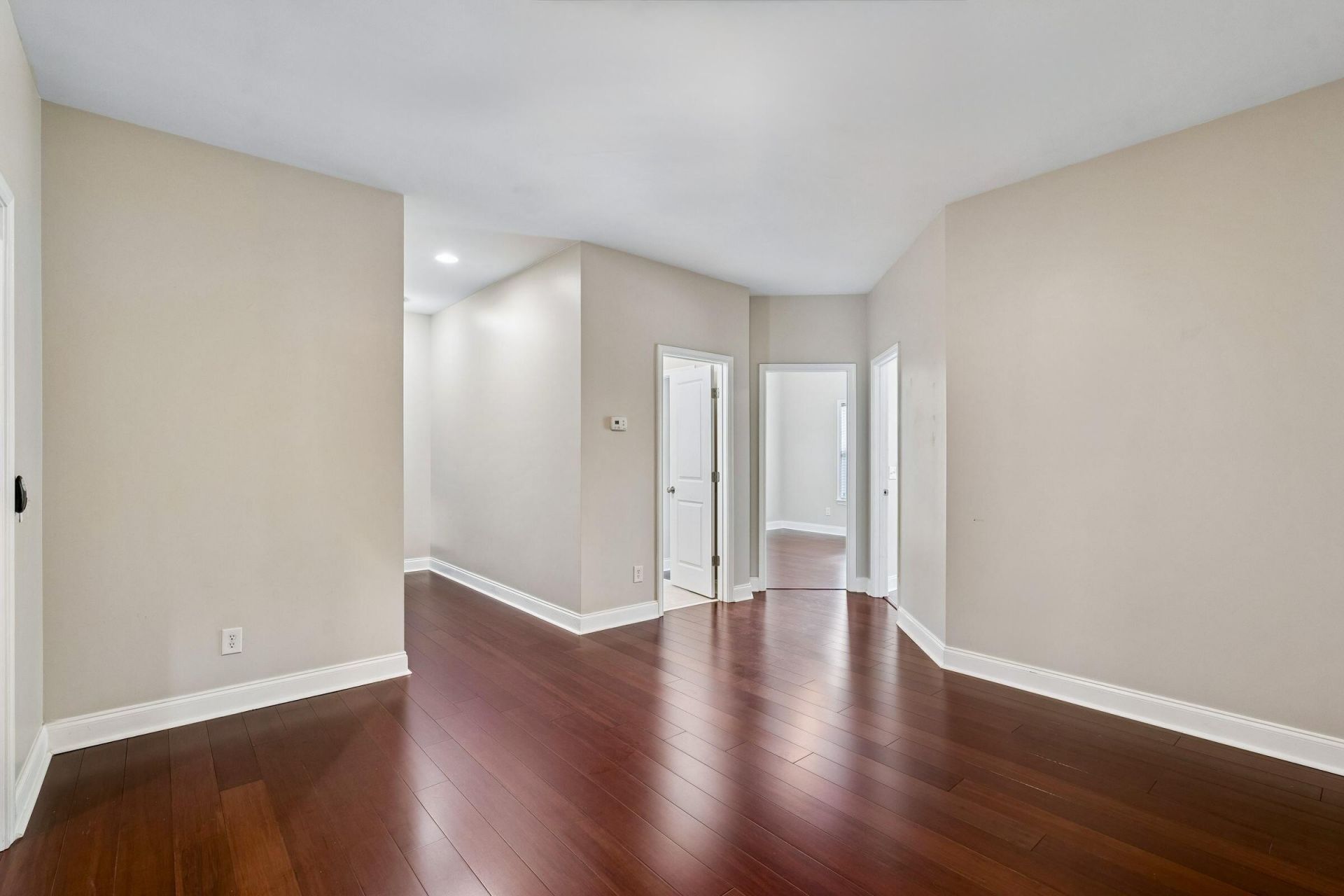 2069 Kings Gate Lane Photo 17