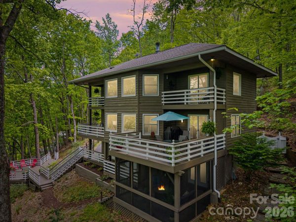 58 Sourwood Drive , Mills River, NC 28759