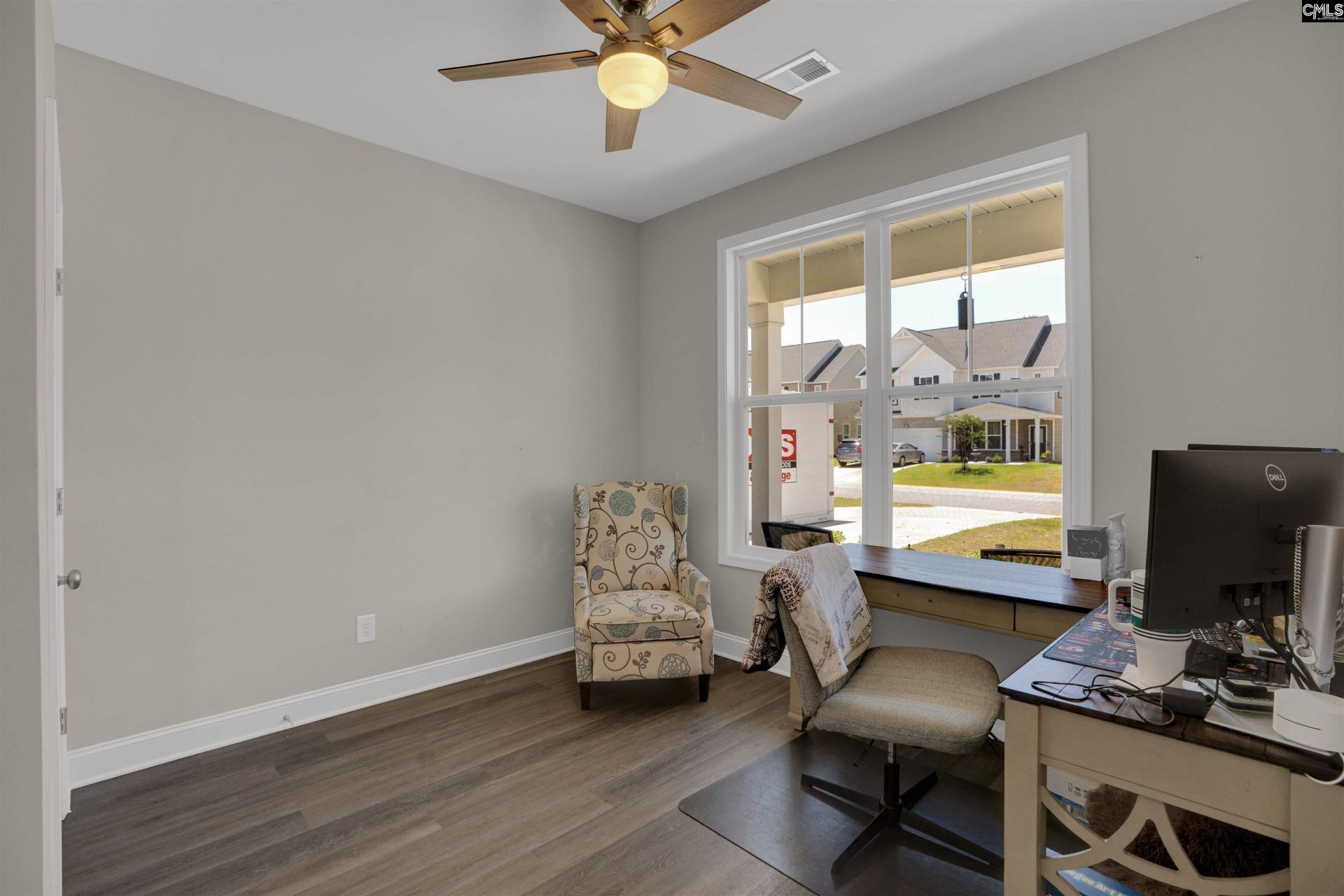 459 Blue Robin Lane Photo 11