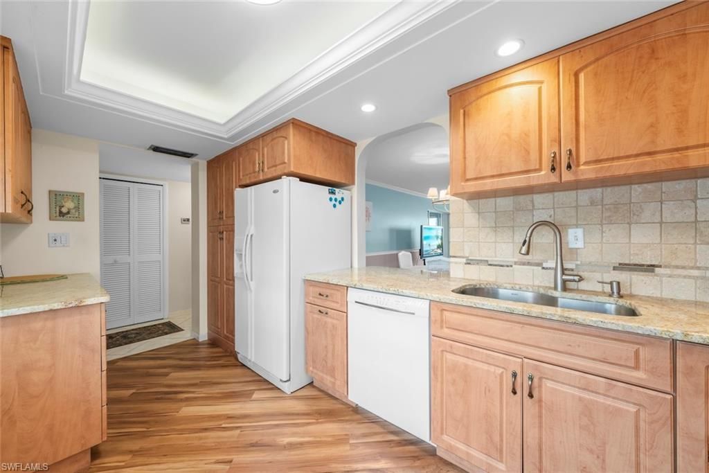 6102 Augusta Dr, Unit 207, Fort Myers, FL 33907 Photo