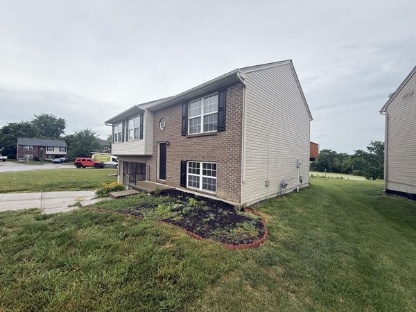 2572 Ivan Court, Hebron, KY 41048