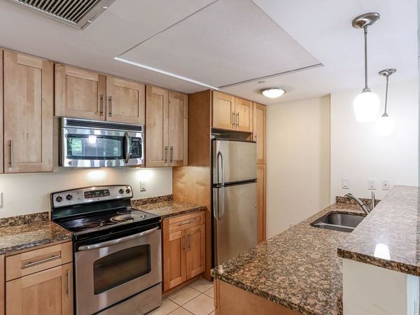 87 New, Unit 405, Cambridge, MA 02138