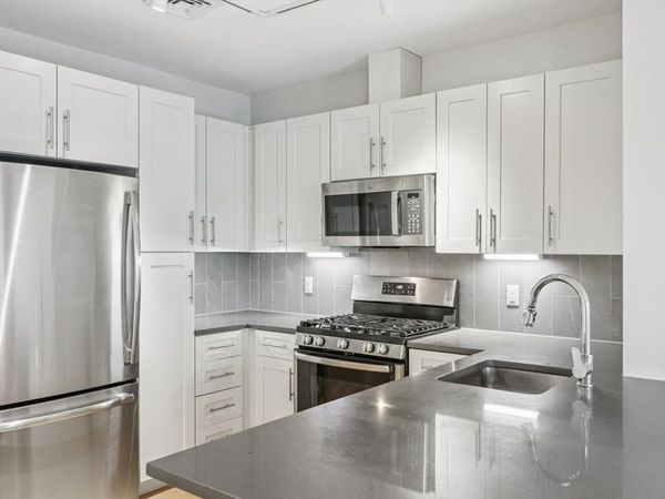 77 New, Unit 310, Cambridge, MA 02138