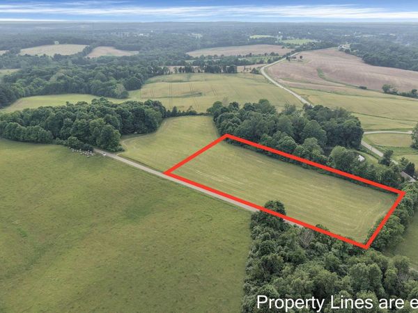 6229 Chatham Road NE, Granville, OH 43023