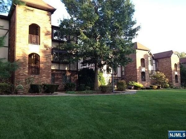112 Hawthorne Avenue, PARK RIDGE, NJ 07656