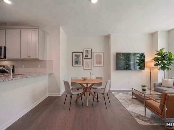 67 Arnold Drive 5811, Unit 5811, WOOD RIDGE, NJ 07075