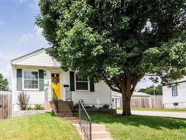 1327 Kraft Street , St Louis, MO 63139